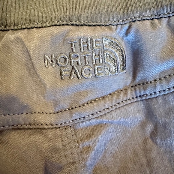 The North Face Women's Black Ruched Activewear Long Pants Size Small - Picture 6 of 8